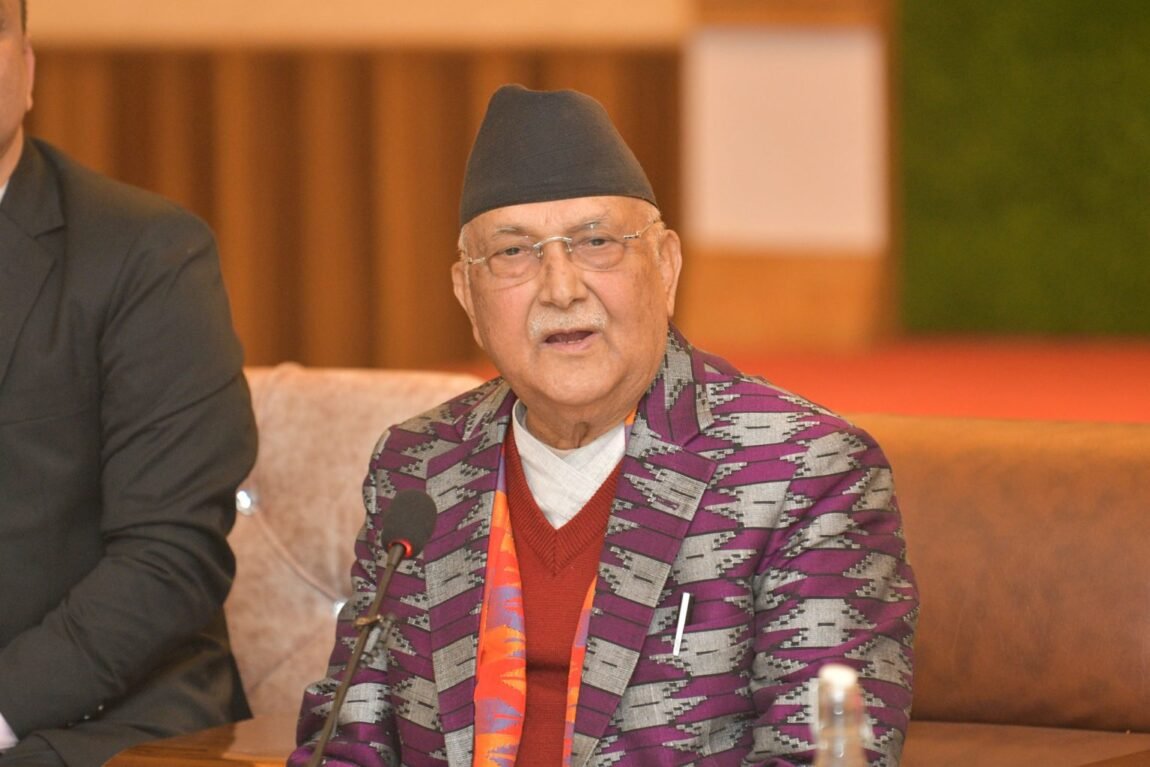 ओलीको संकेत ‘सहमति भए वा प्रतिनिधिले चाहे फेरि पनि अध्यक्ष बन्न सक्छु’